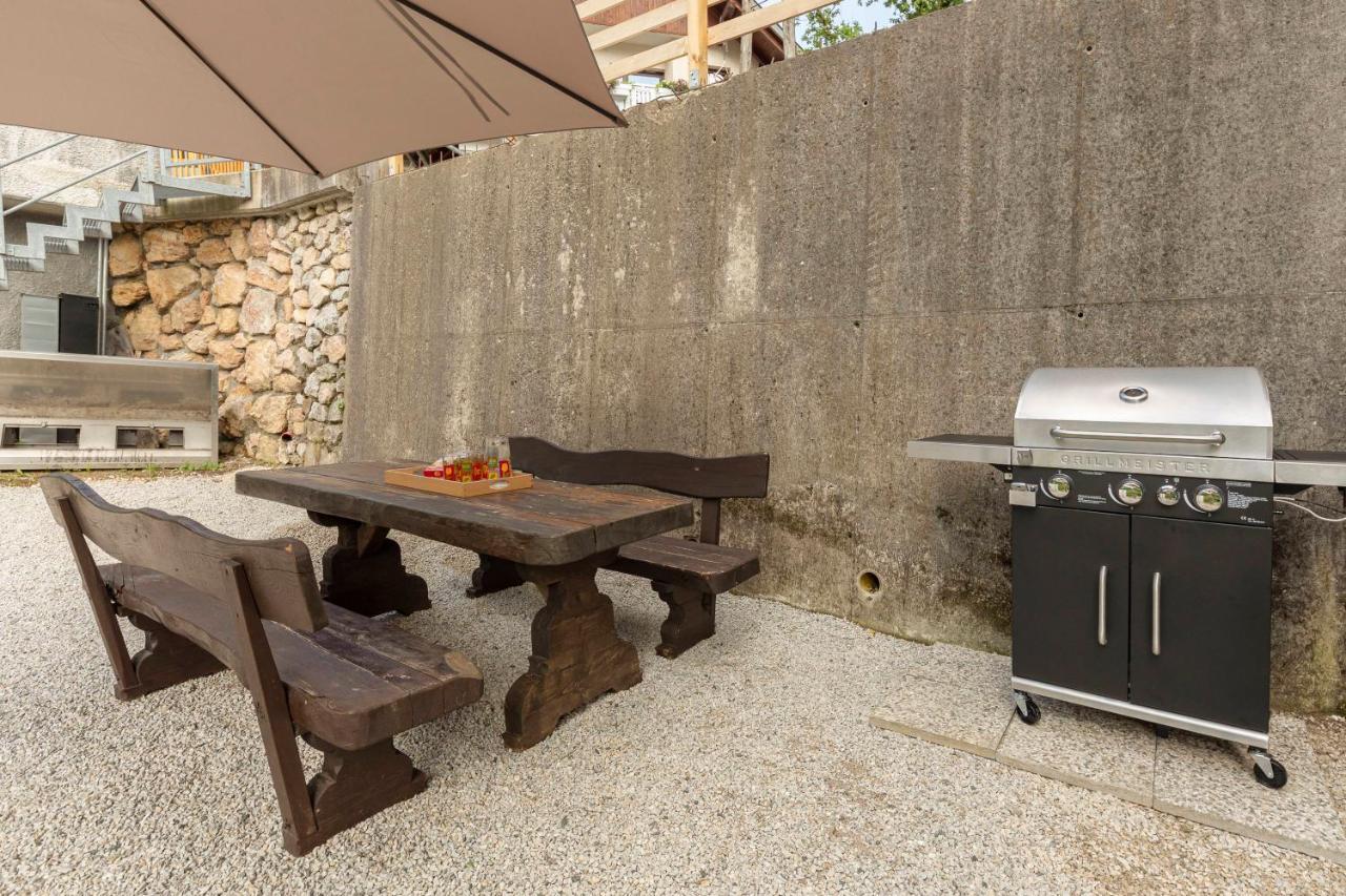 Apartments Ribnica ボーヒニ エクステリア 写真