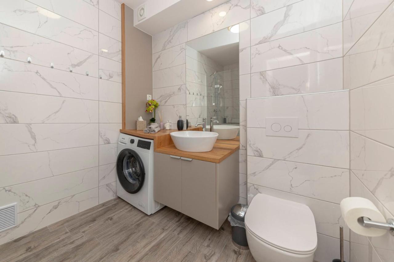 Apartments Ribnica ボーヒニ エクステリア 写真